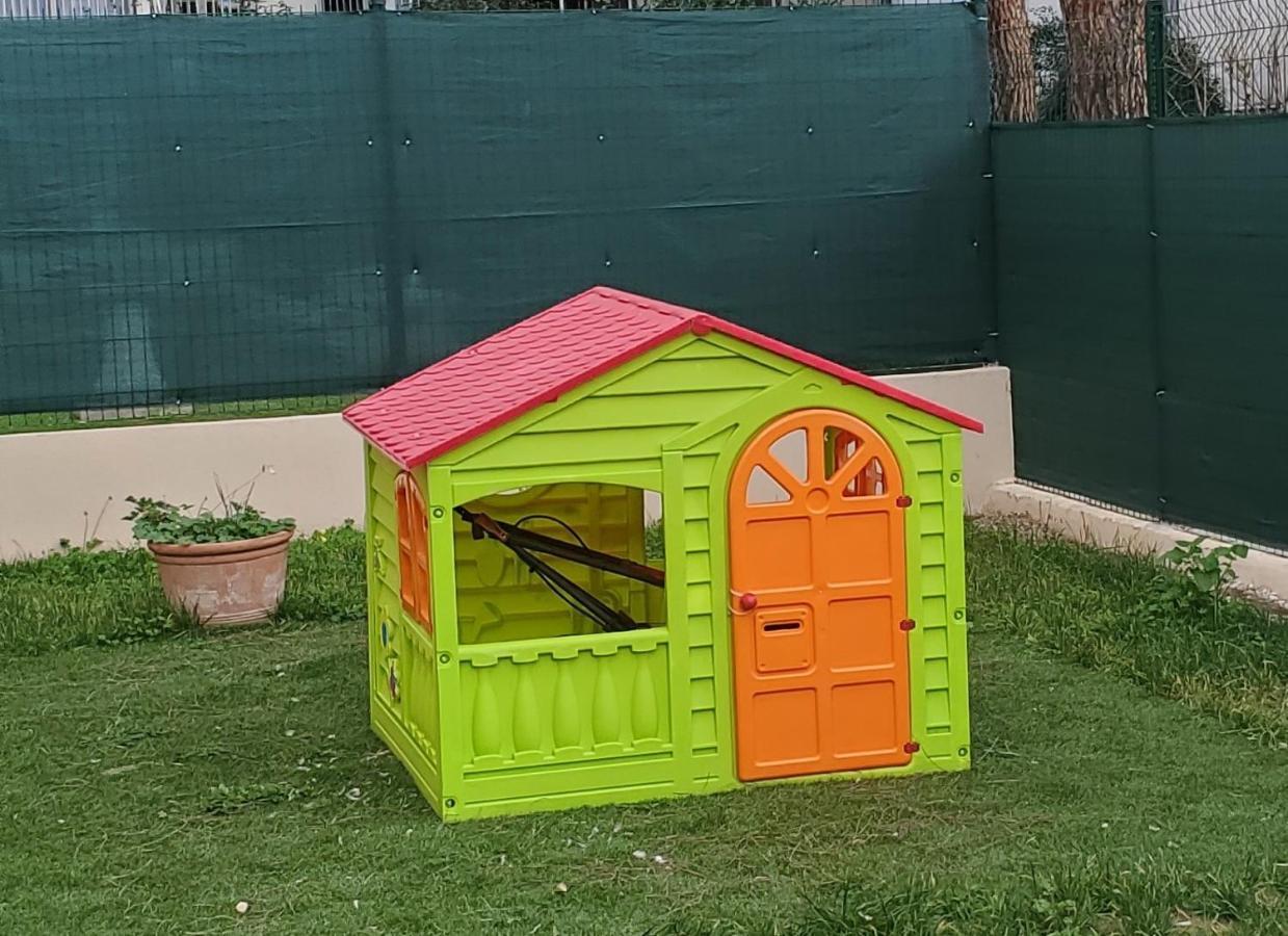 Superbe Rez De Jardin Dans Résidence Au Calme Appartamento
